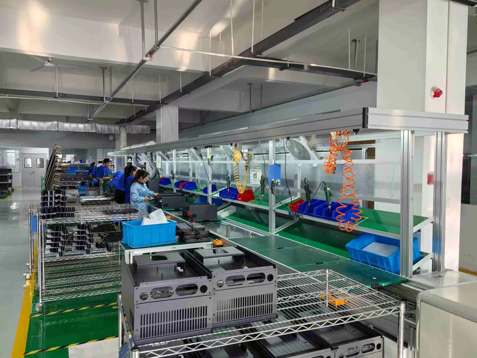 UFELE Inverter Final Assembly Line UFELE inverter final assembly line with technicians in Wenzhou factory